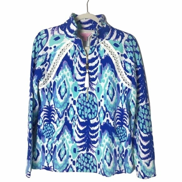Lilly Pulitzer Skipper Popover Serene Blue Tropi Call Me Pineapple Print  Size S - Picture 1 of 5